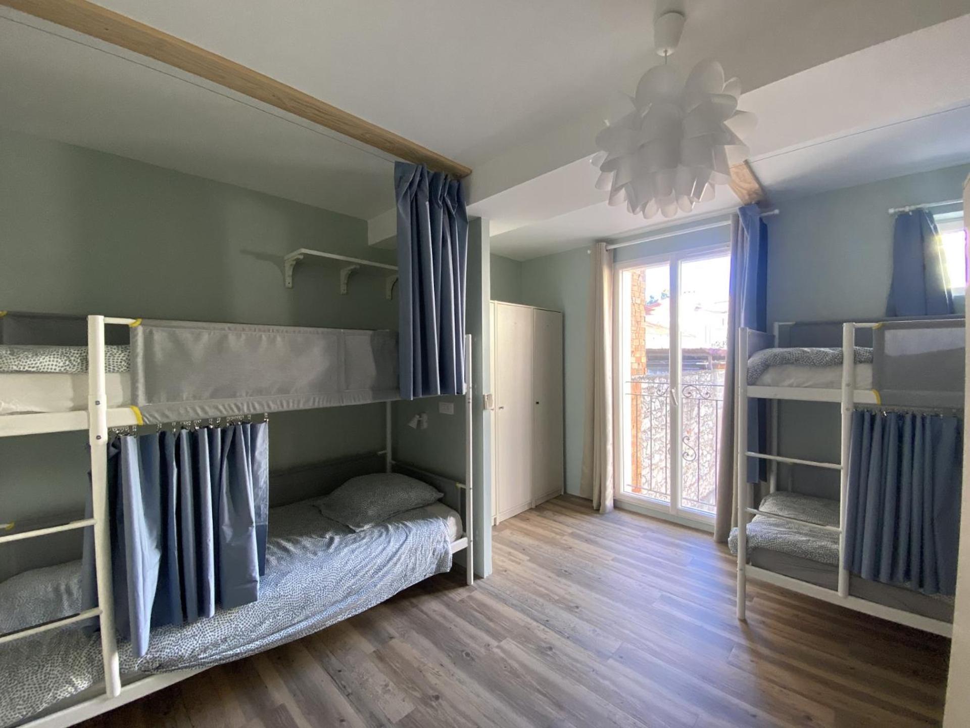 Bohobos Hostel Antibes Ngoại thất bức ảnh